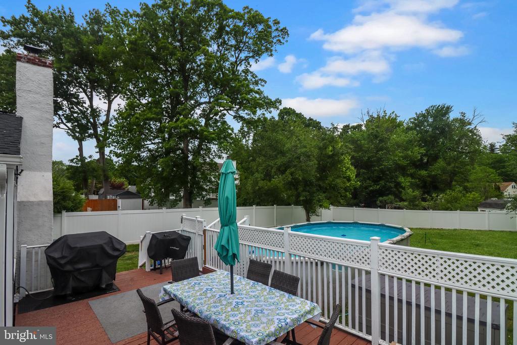 240 YOUNGS ROAD