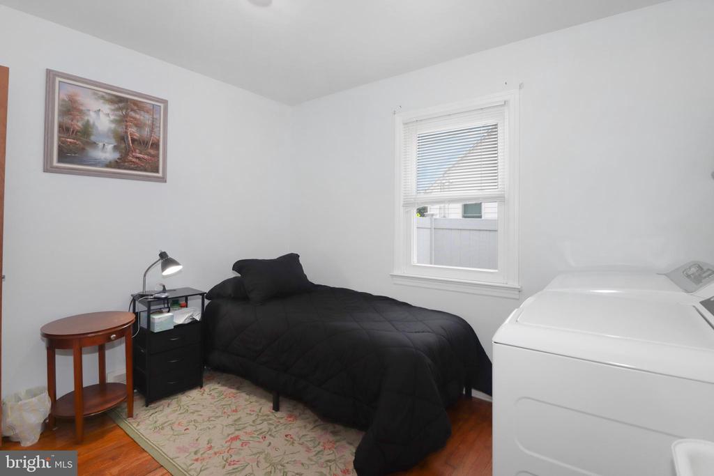 240 YOUNGS ROAD