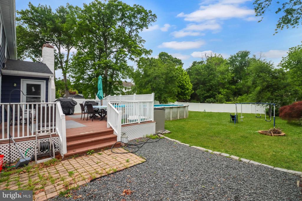 240 YOUNGS ROAD