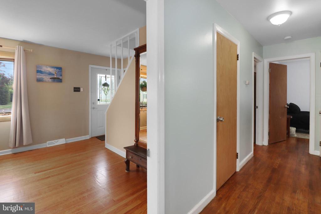 240 YOUNGS ROAD