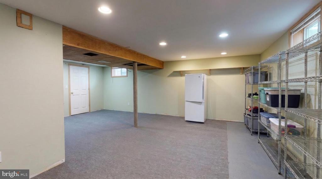 240 YOUNGS ROAD
