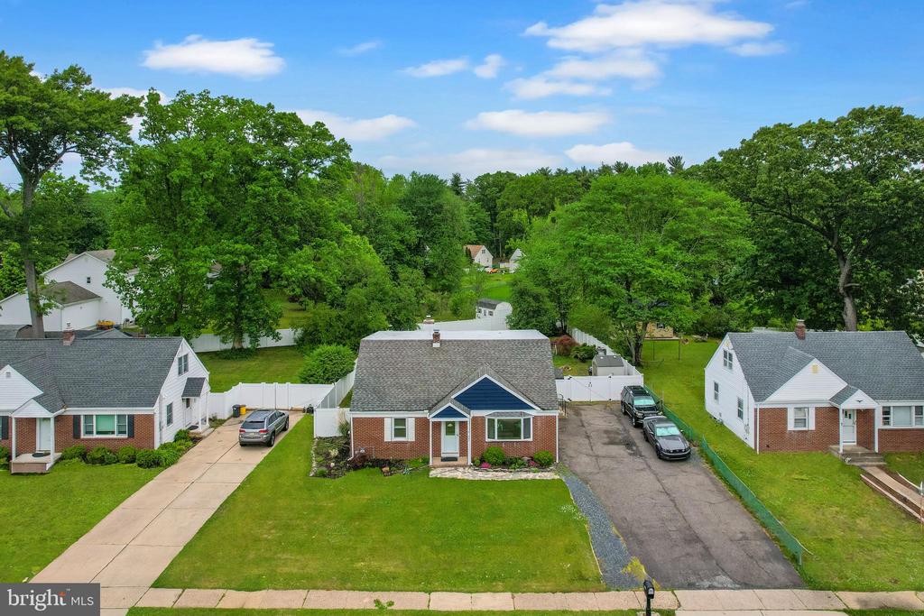 240 YOUNGS ROAD