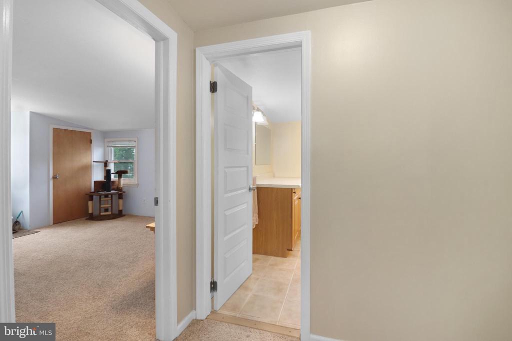 240 YOUNGS ROAD