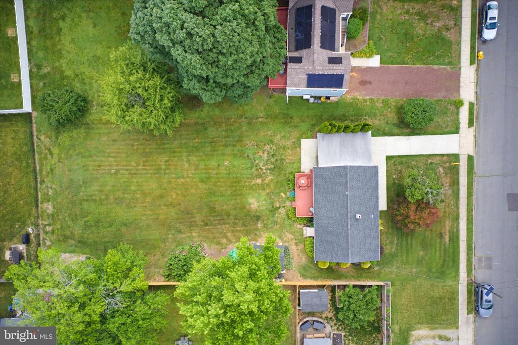 246 HAUSER AVENUE