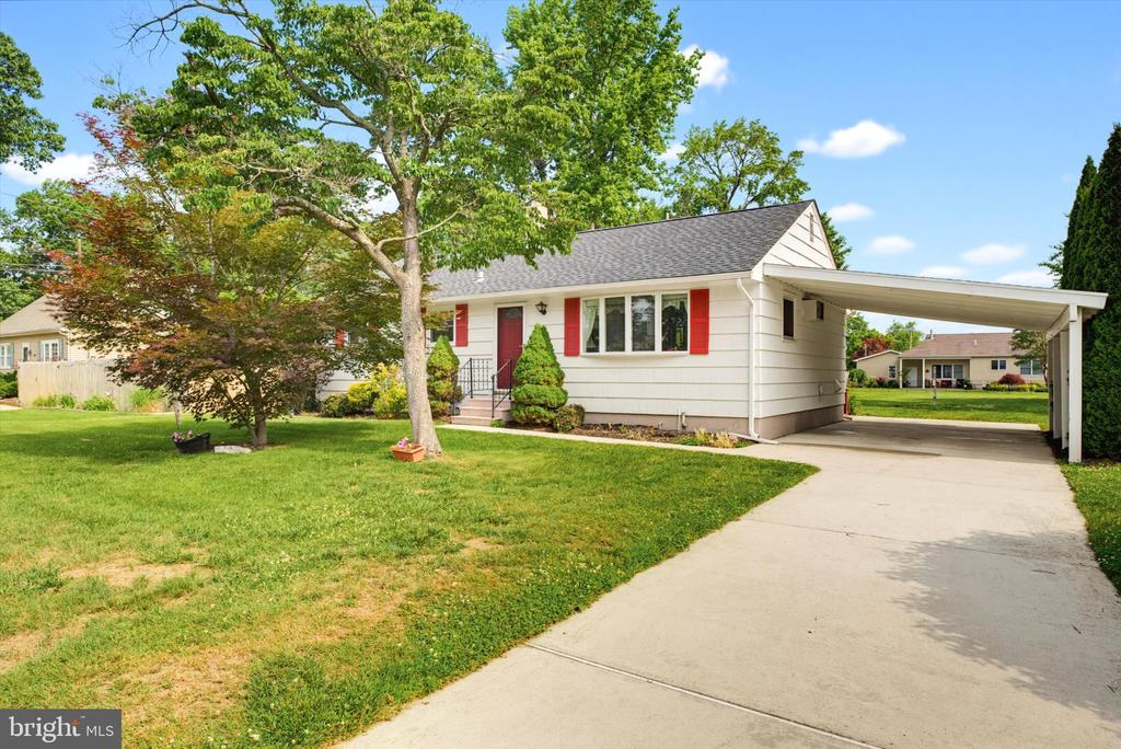 246 HAUSER AVENUE