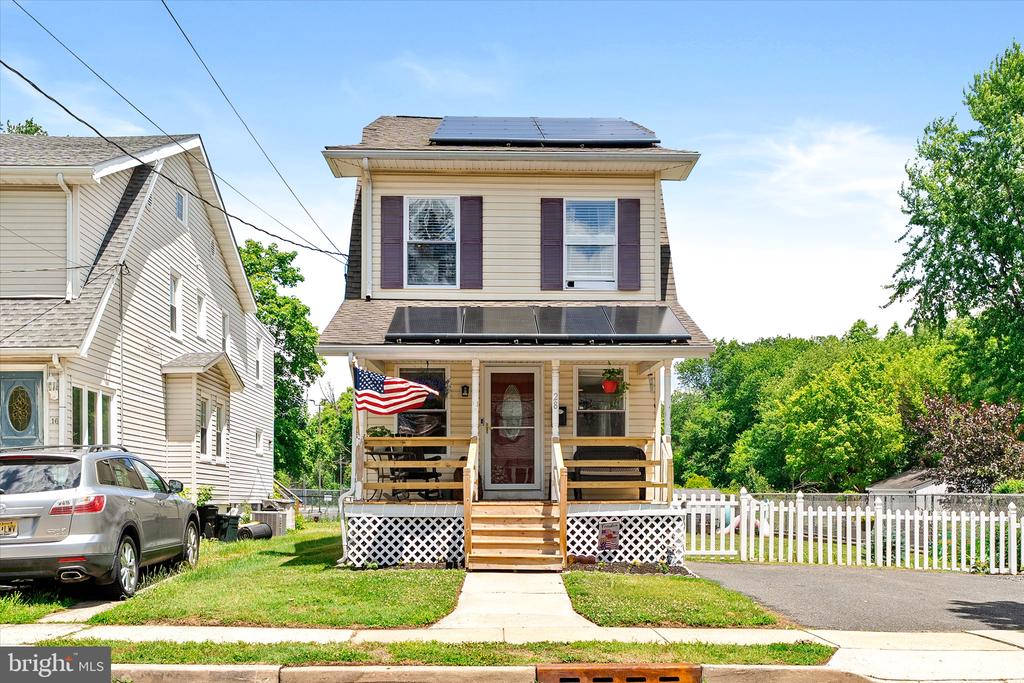 28 BENTLEY AVENUE