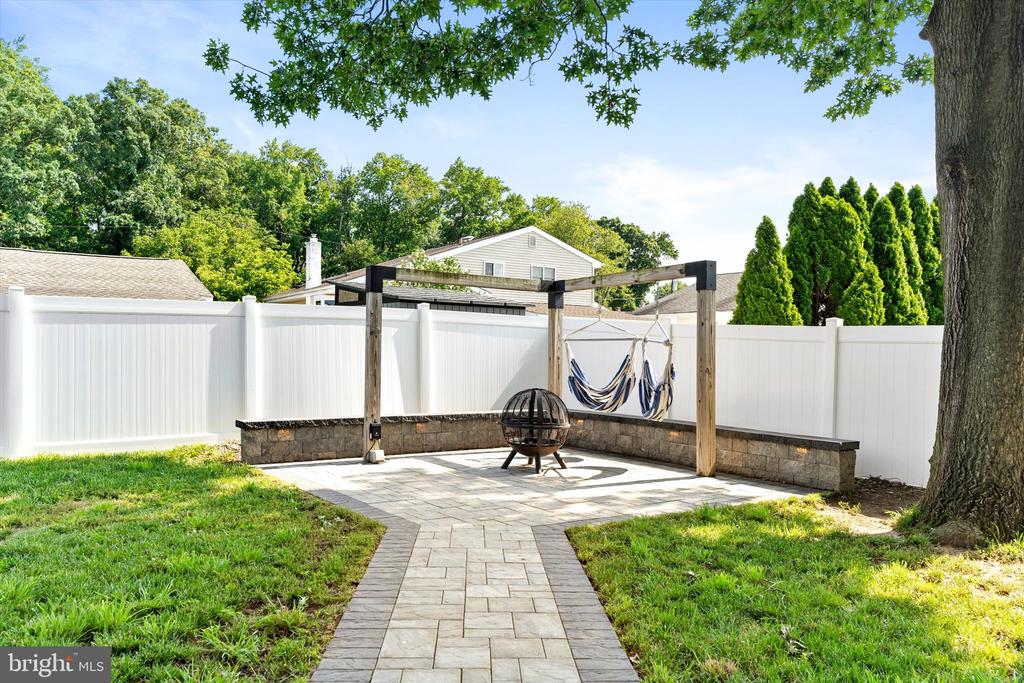 30 THOREAU ROAD