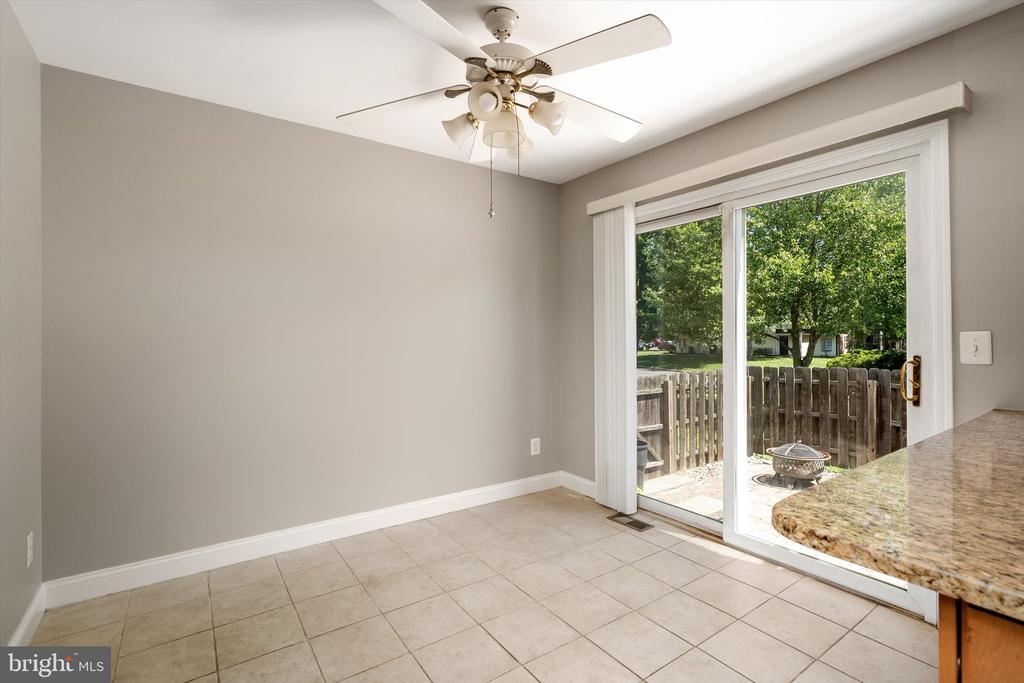 37 DUNMOOR CT S COURT S