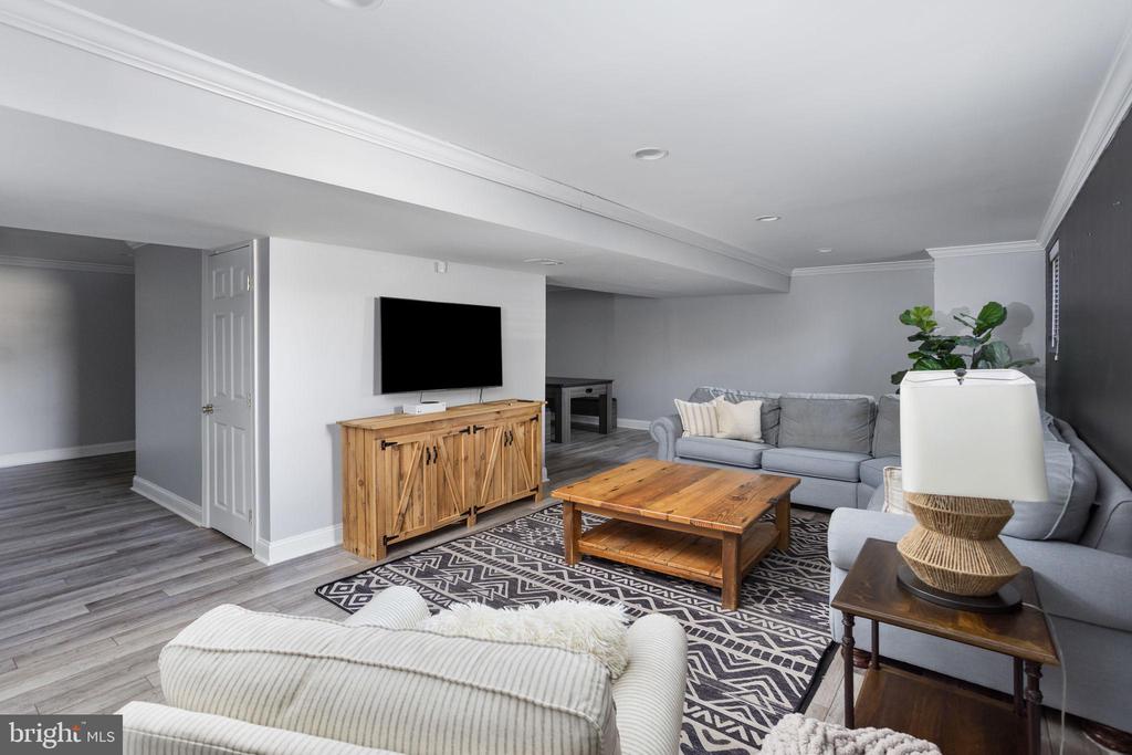 50 HERITAGE DRIVE