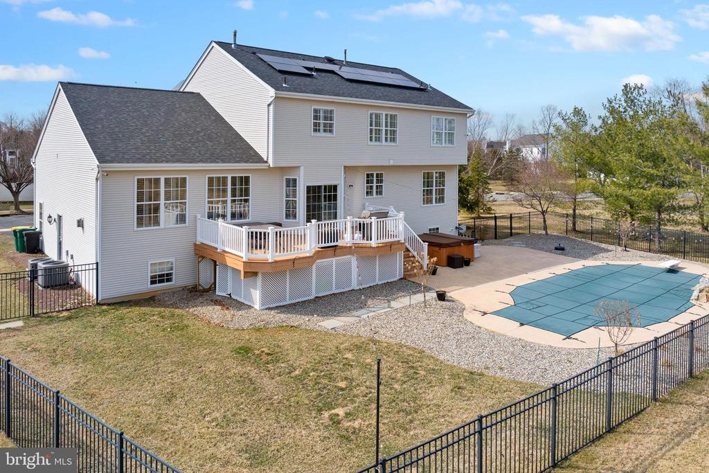 50 HERITAGE DRIVE