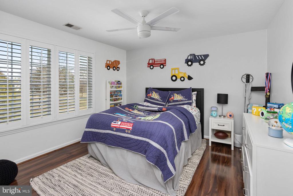 50 HERITAGE DRIVE