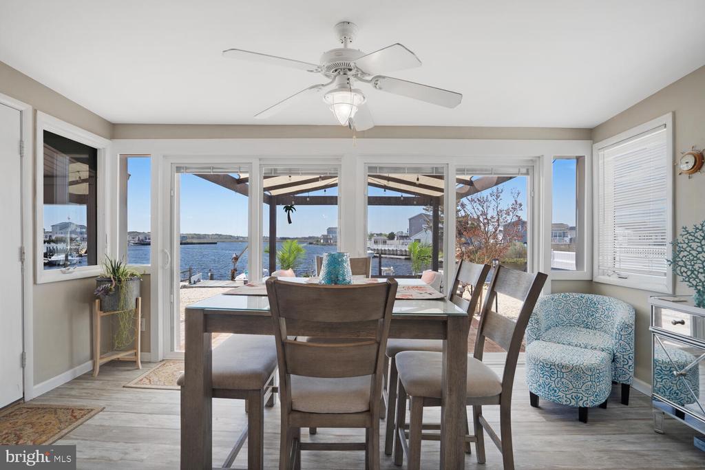 136 E RARITAN DRIVE
