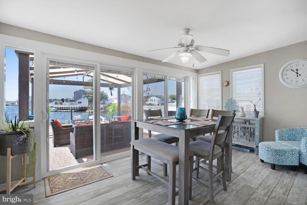 136 E RARITAN DRIVE