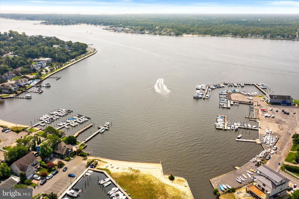 24 MAIN BAYWAY