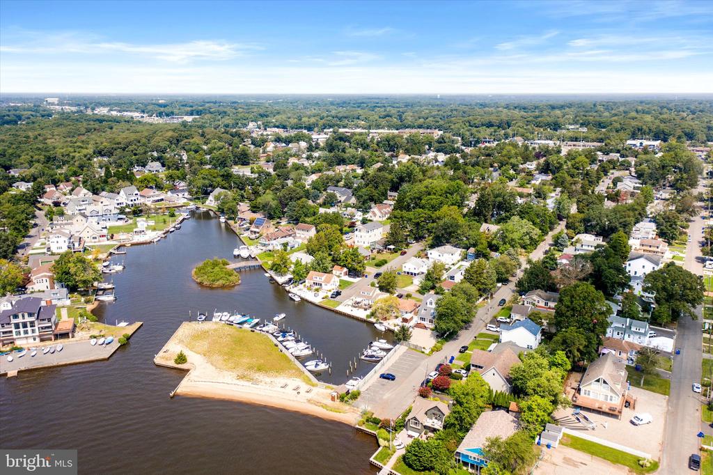 24 MAIN BAYWAY