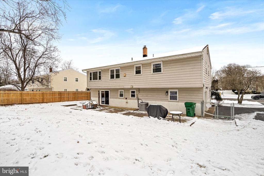 90 VALLEY ROAD