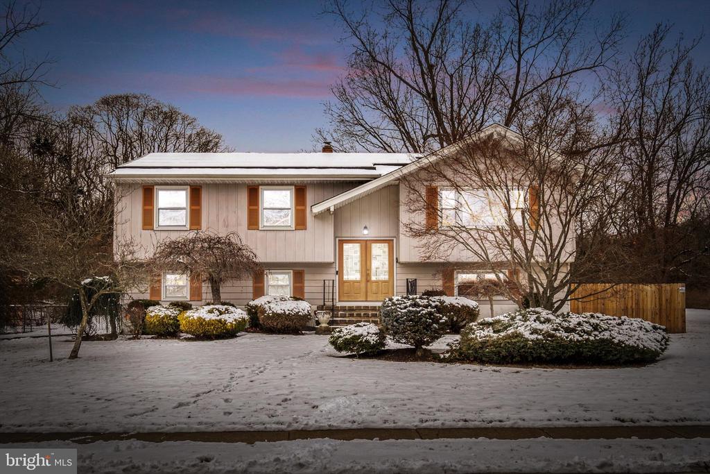 90 VALLEY ROAD