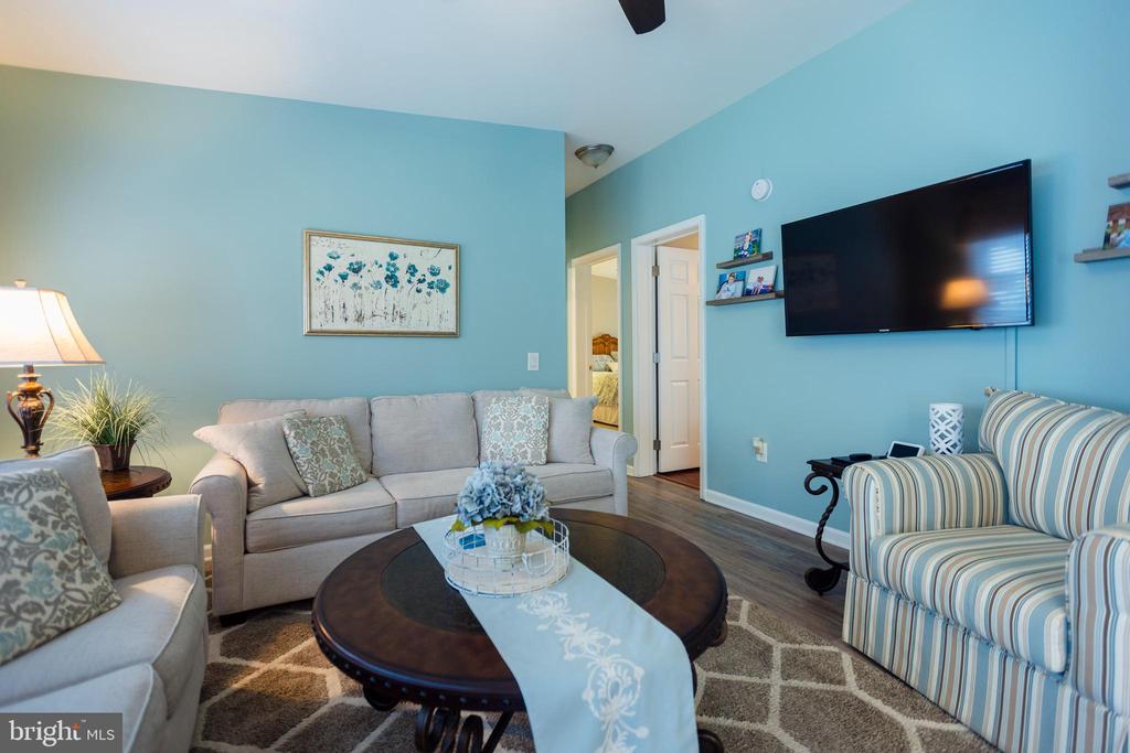 16 CRANBERRY DRIVE