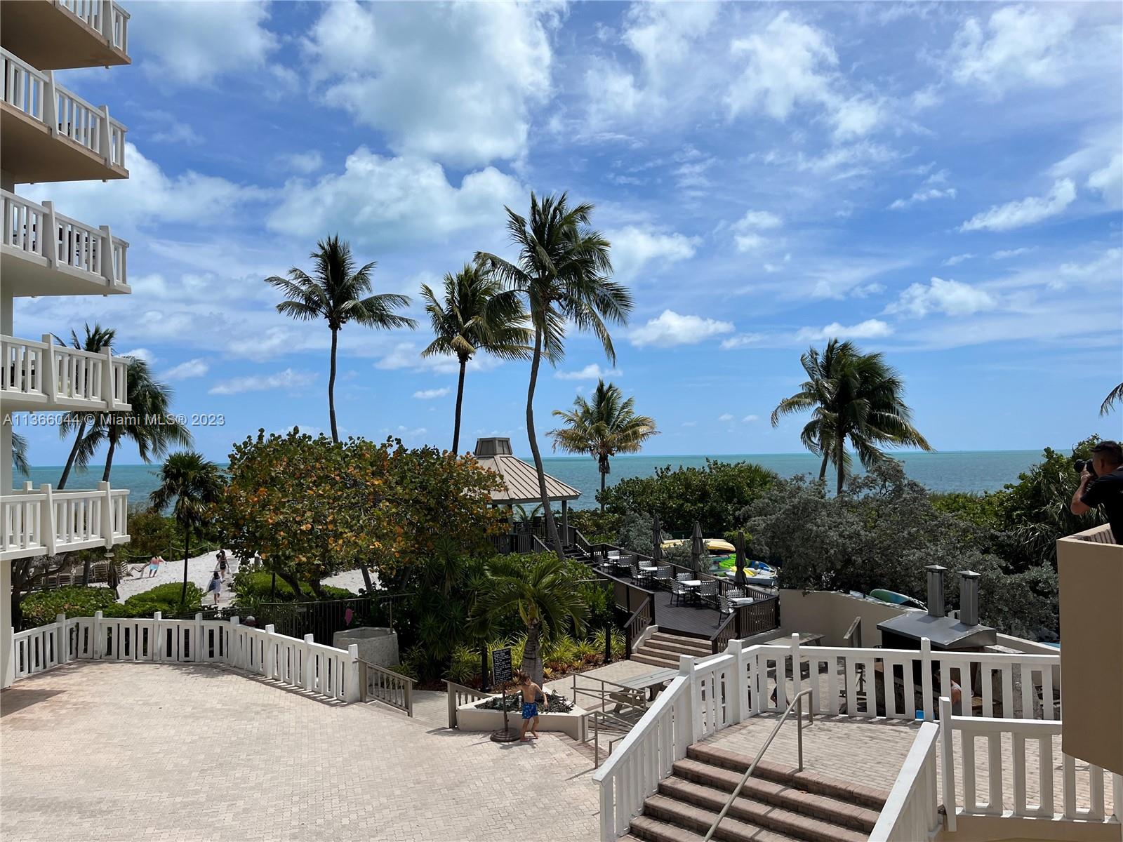 1111 Crandon Blvd # B1104