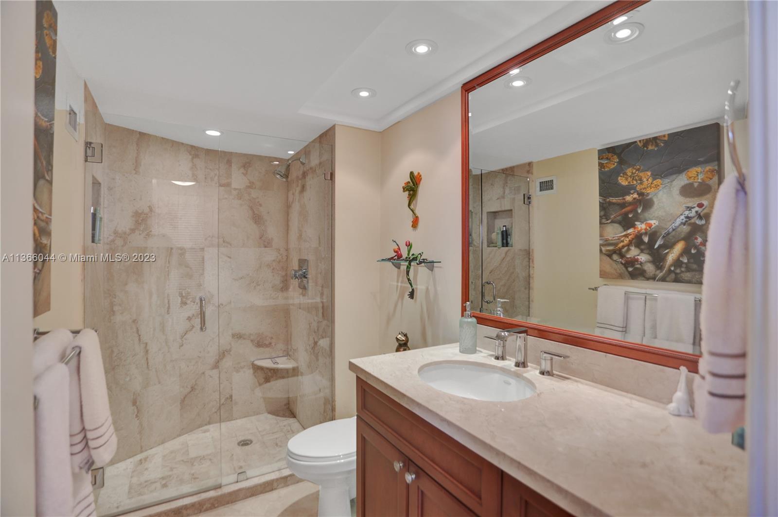 1111 Crandon Blvd # B1104