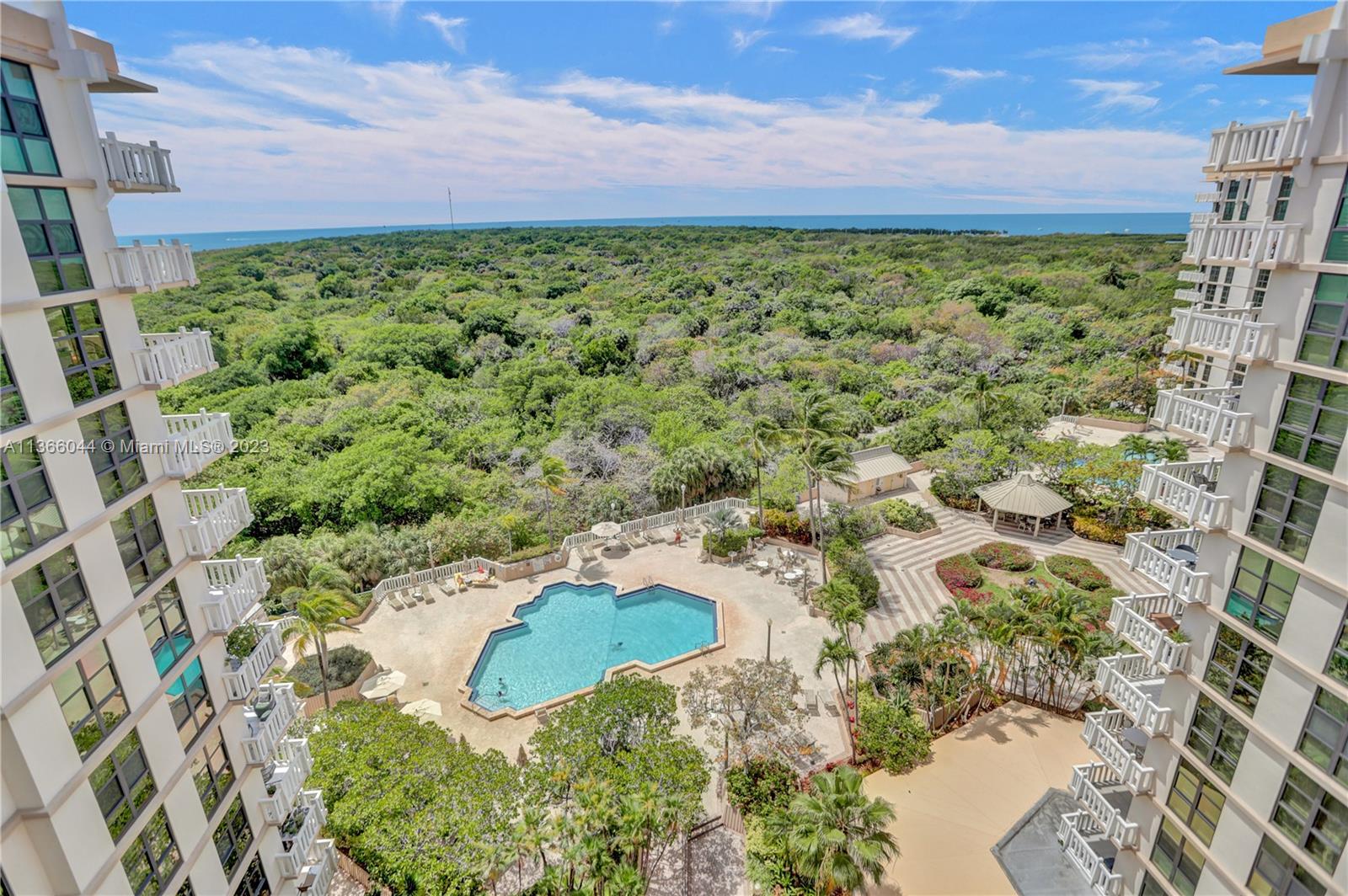 1111 Crandon Blvd # B1104