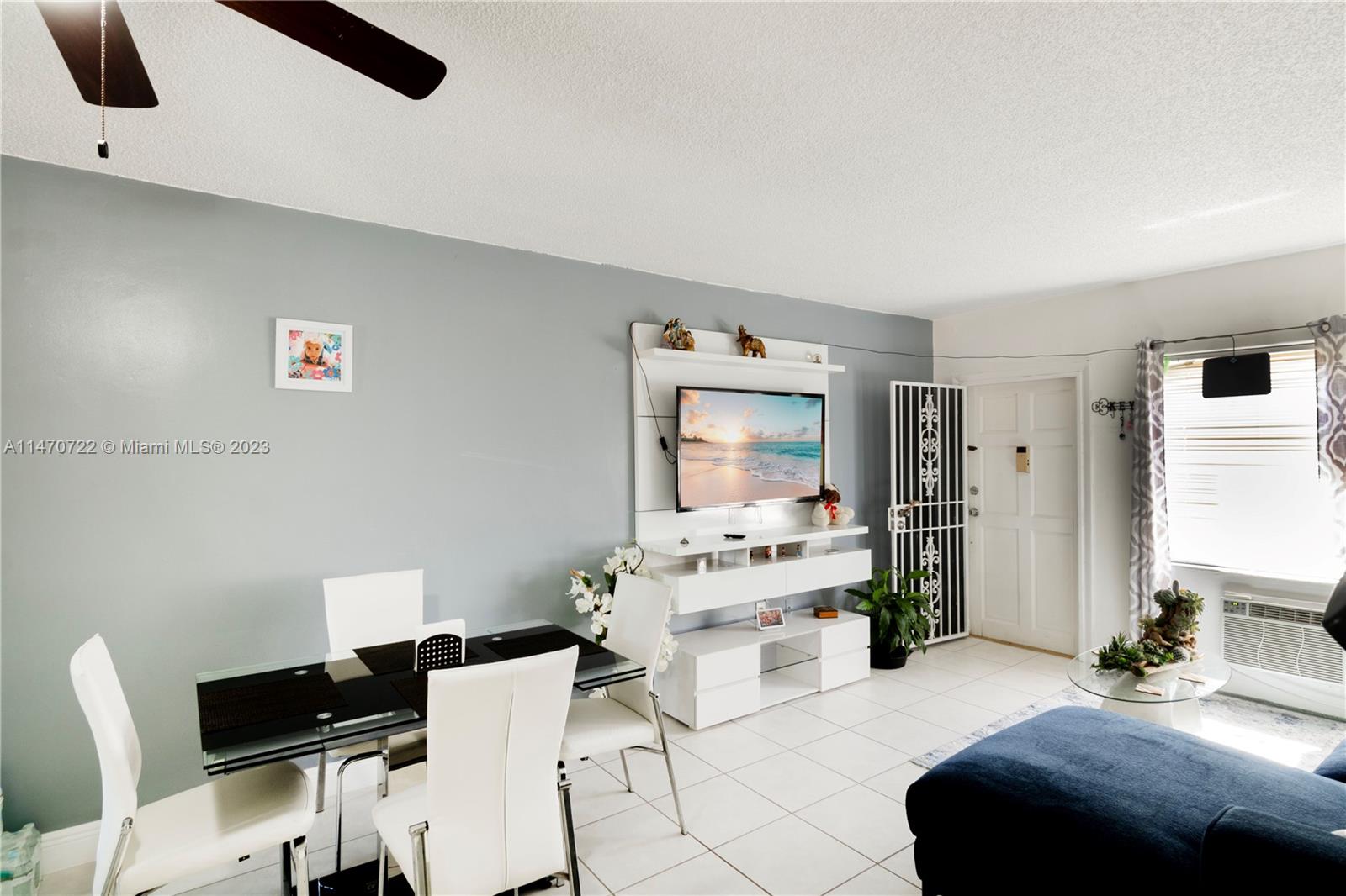 3571 SW 10th St # 10B