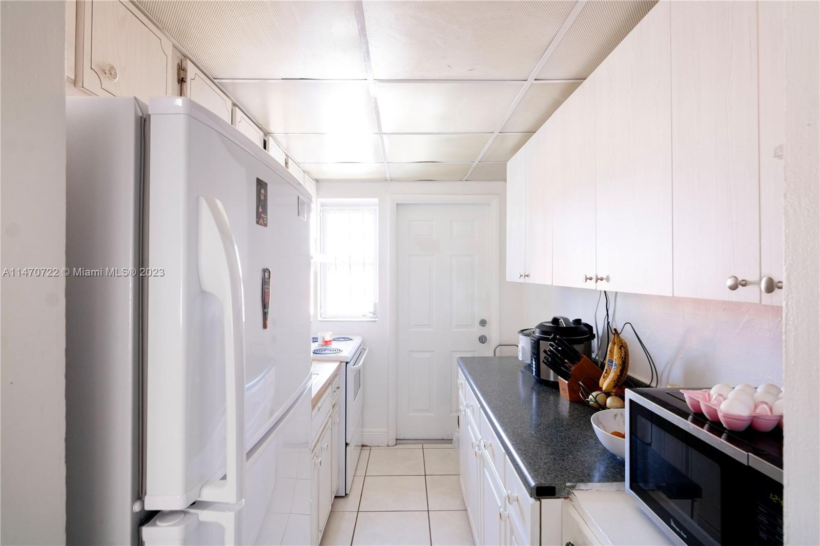 3571 SW 10th St # 10B