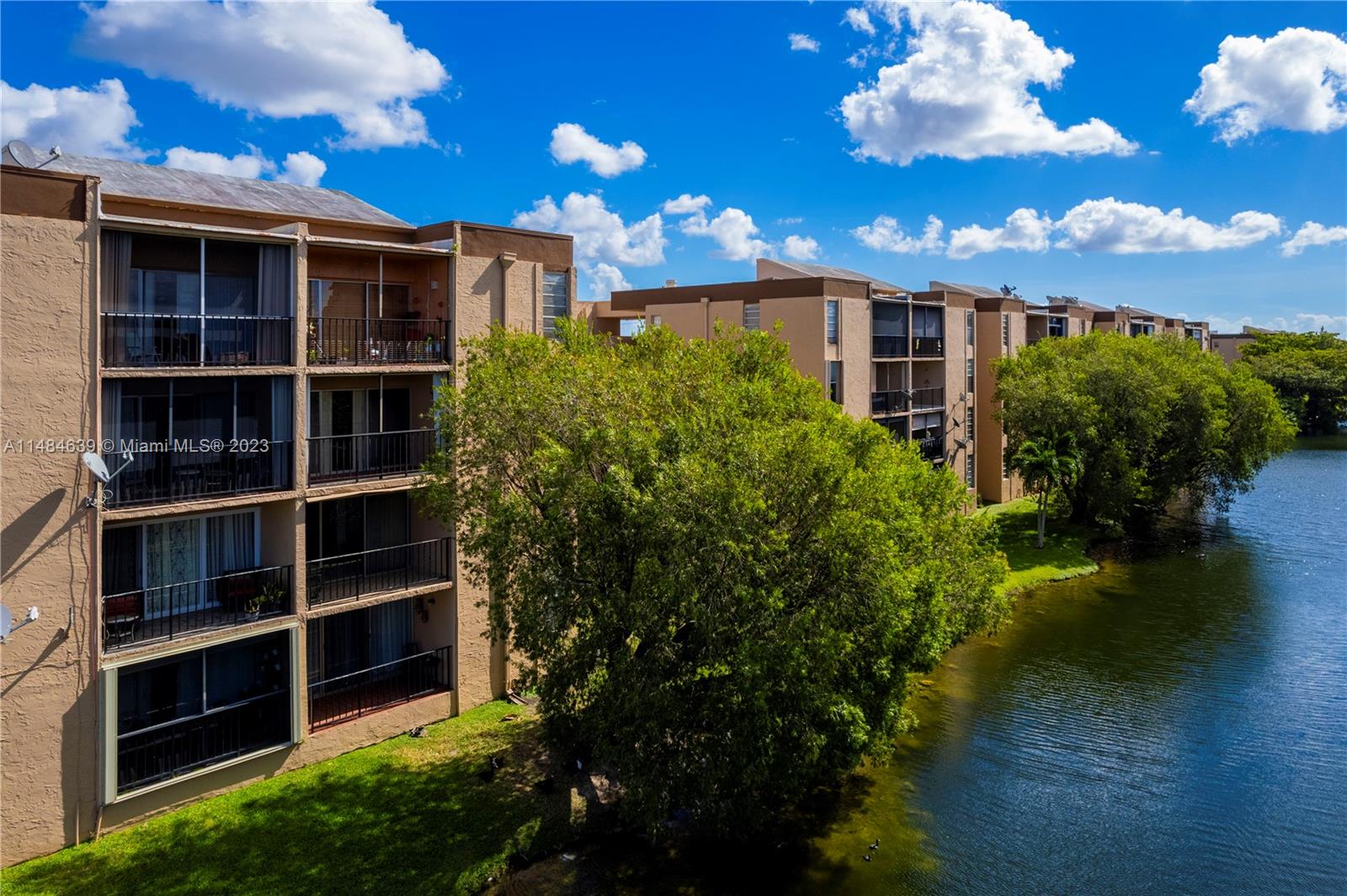 706 NW 87th Ave # 205