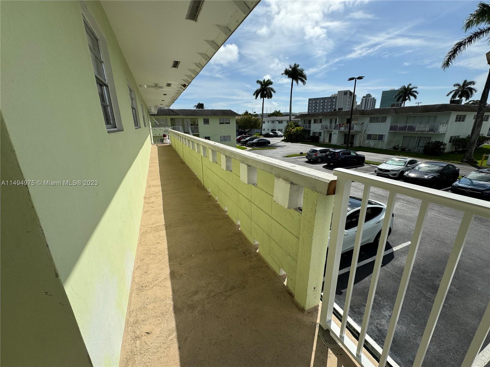 7610 SW 82nd St # J208