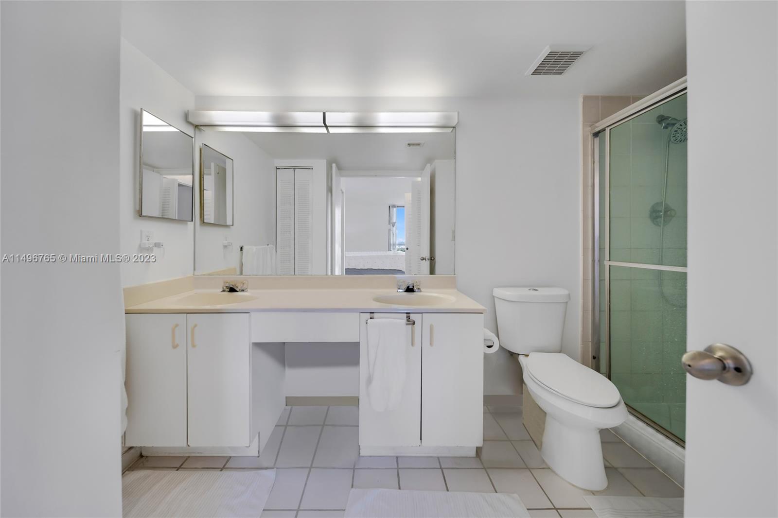 3300 NE 192nd St # 1201