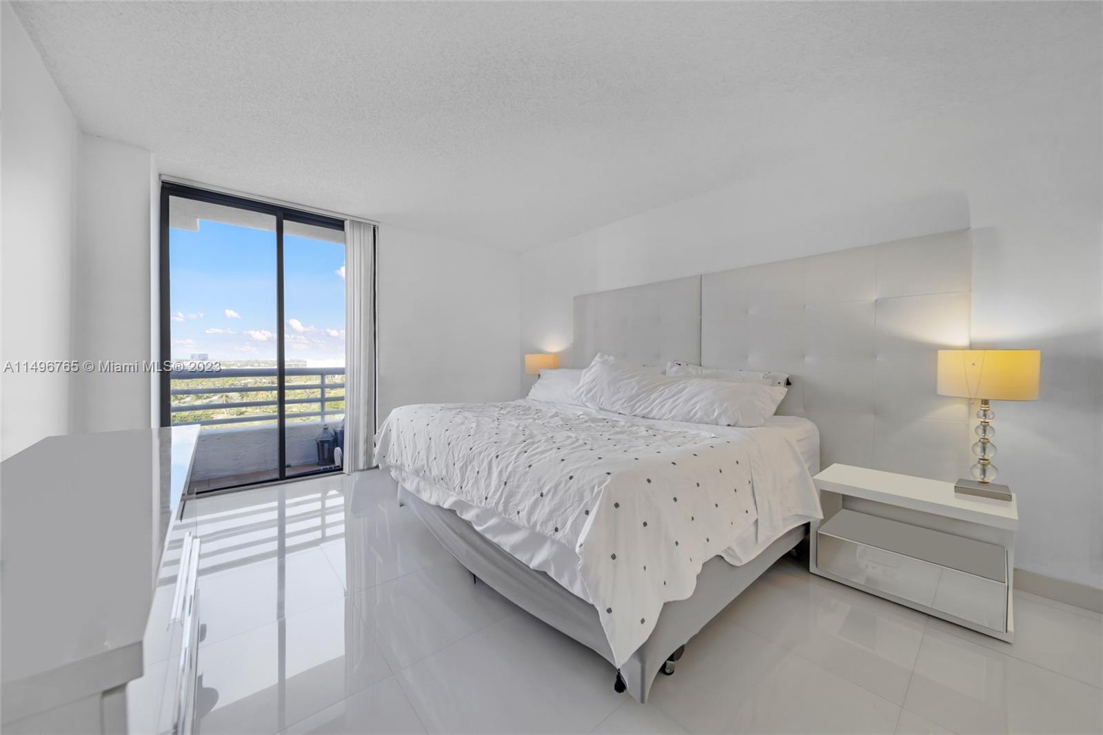 3300 NE 192nd St # 1201