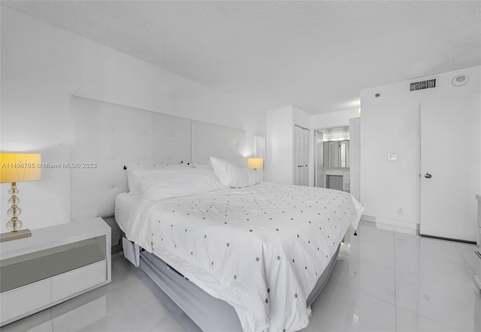 3300 NE 192nd St # 1201