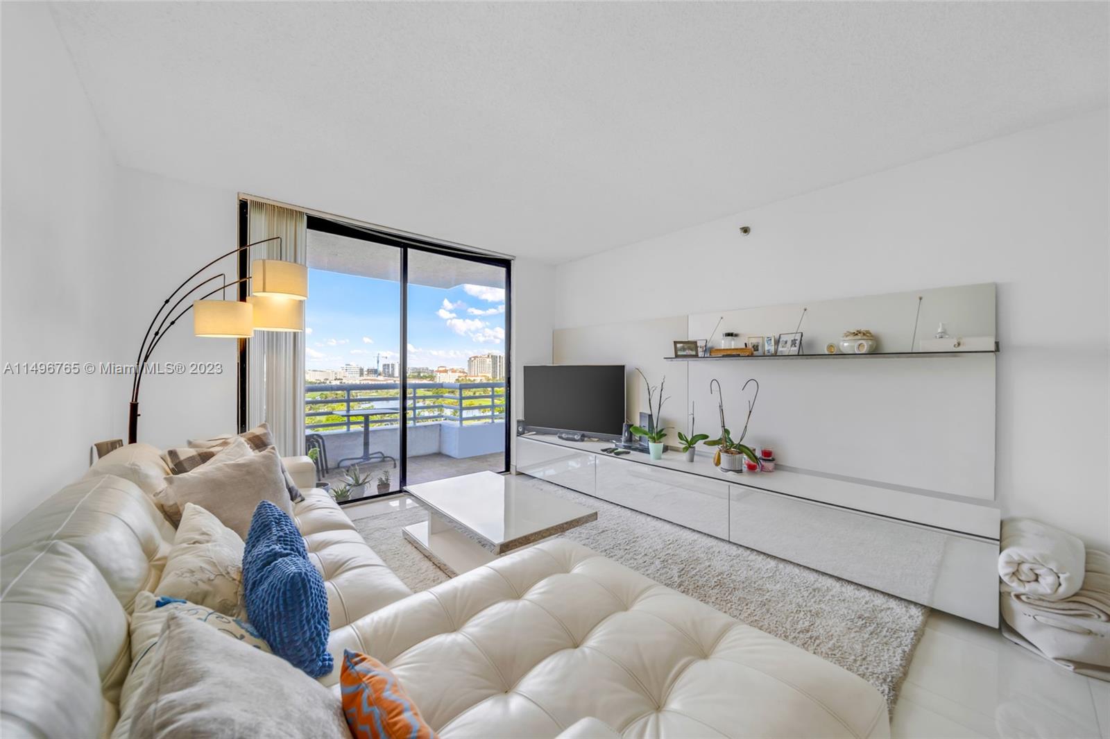 3300 NE 192nd St # 1201