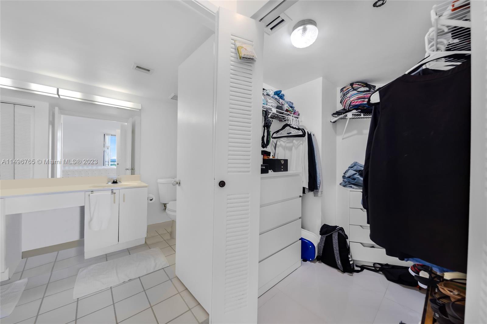 3300 NE 192nd St # 1201