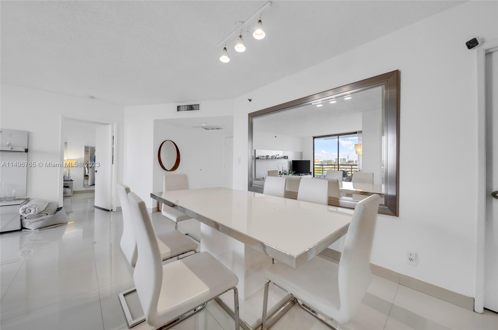 3300 NE 192nd St # 1201