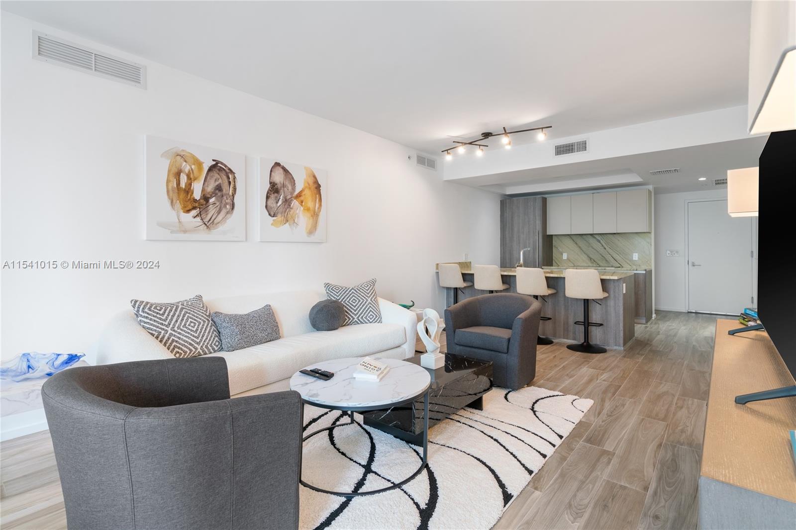 801 S Miami Ave Unit: 1002