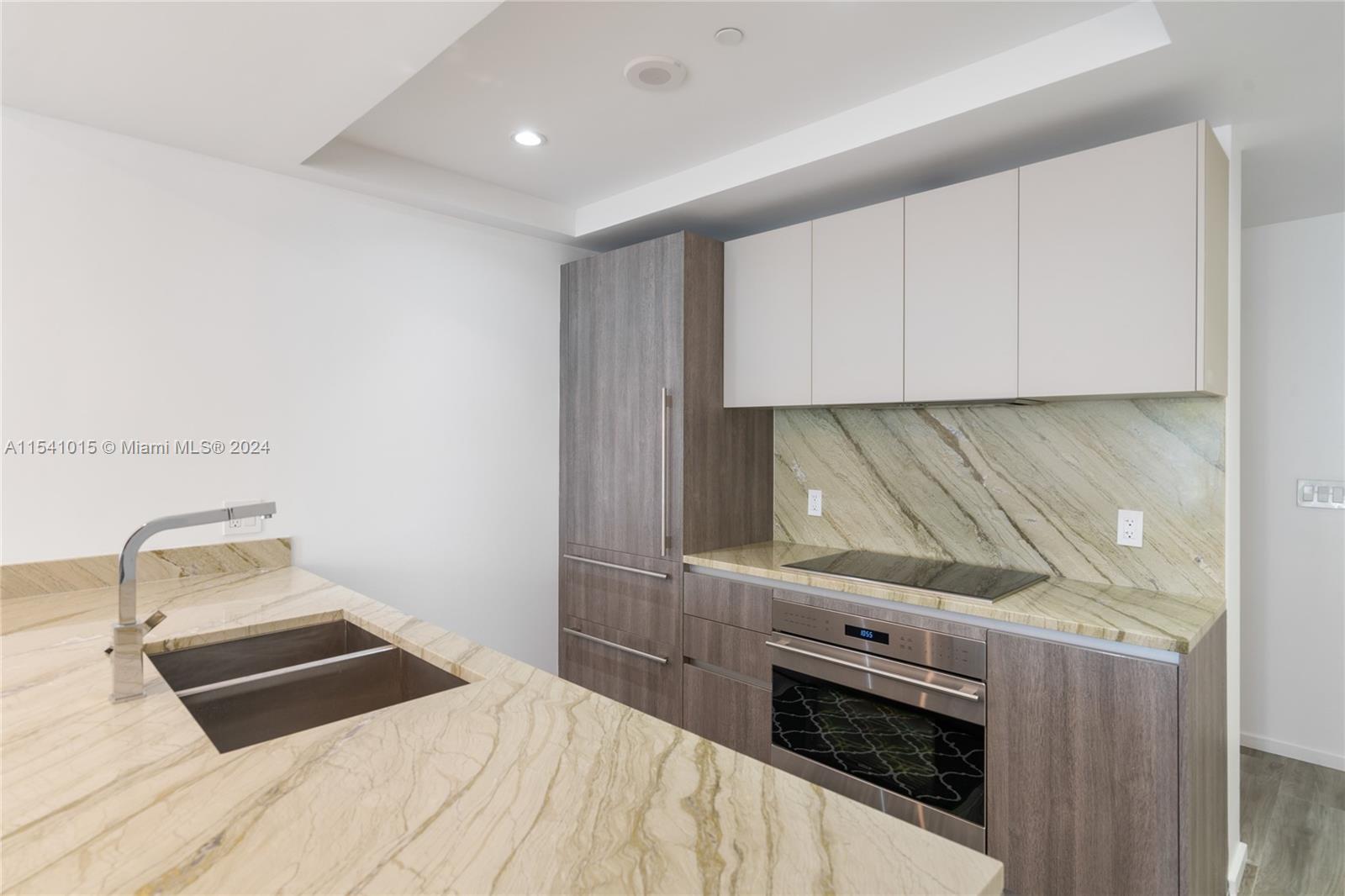 801 S Miami Ave Unit: 1002