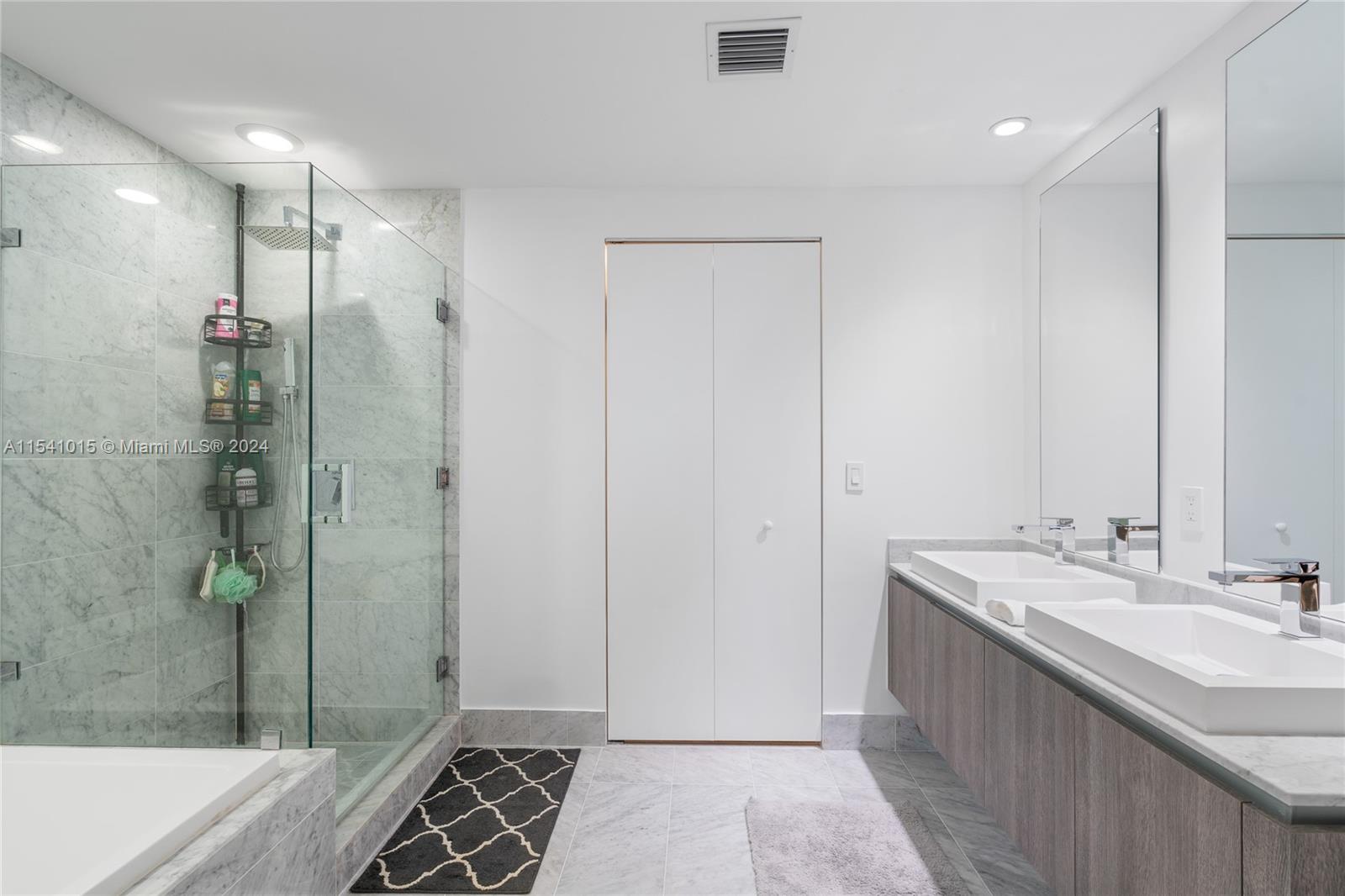 801 S Miami Ave Unit: 1002