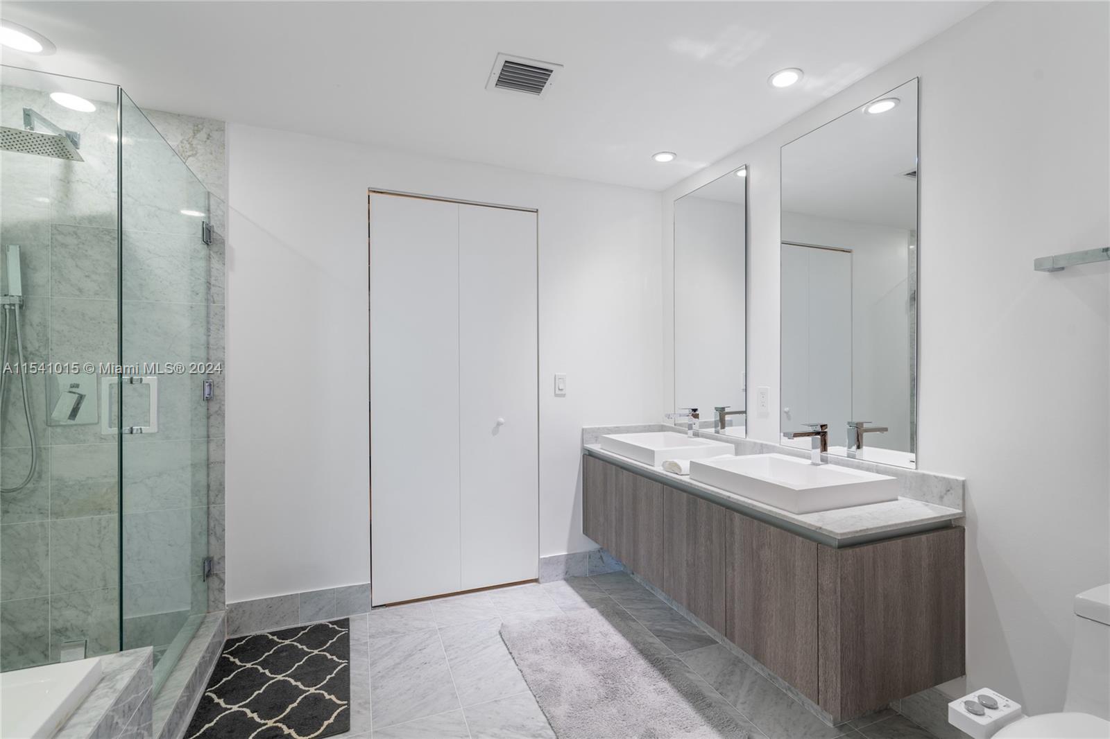 801 S Miami Ave Unit: 1002