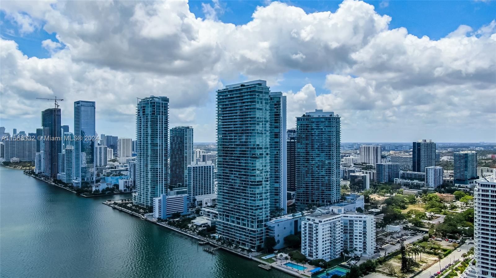 3131 NE 7th Ave # 1004