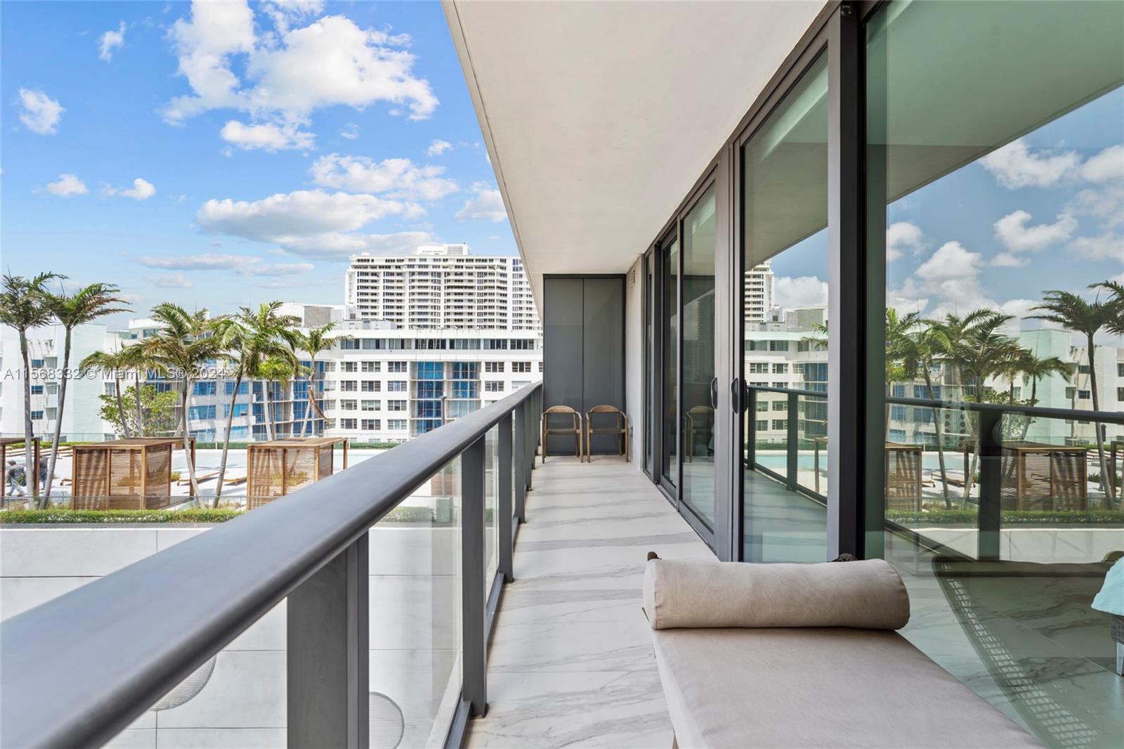 3131 NE 7th Ave # 1004