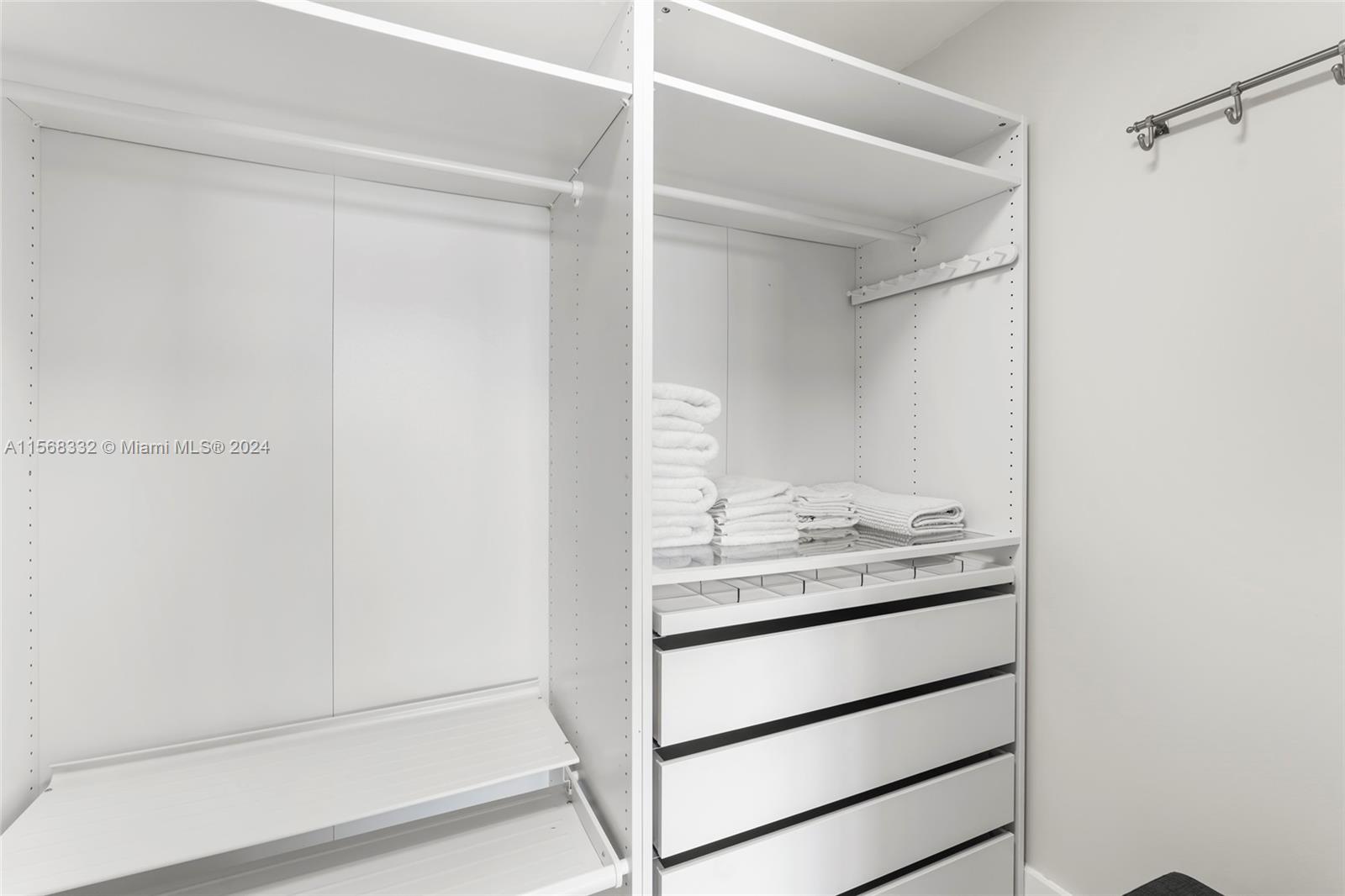 3131 NE 7th Ave # 1004