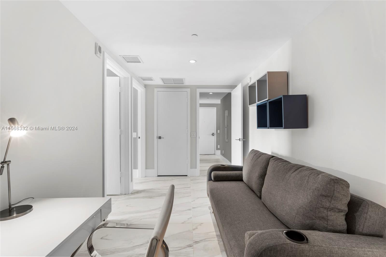 3131 NE 7th Ave # 1004