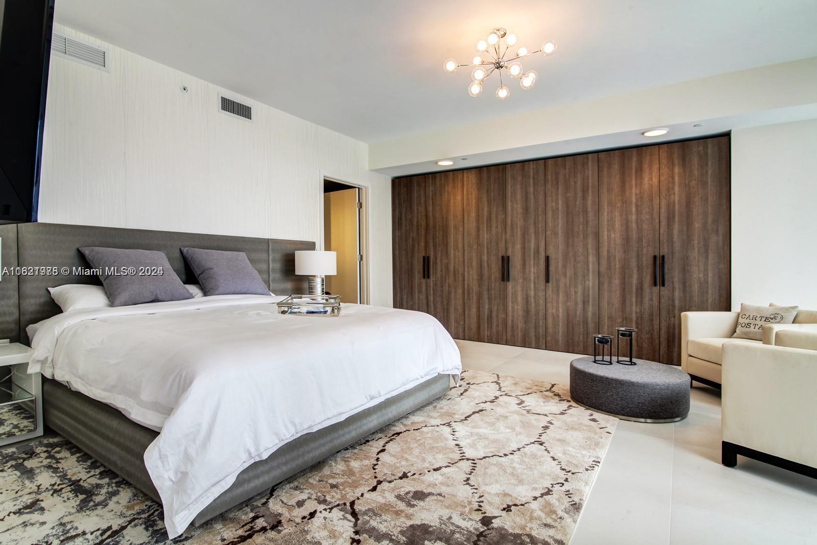 1 Collins Ave # 405