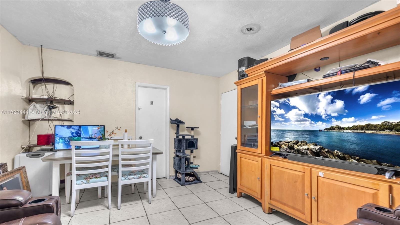 416 NW 19th Ave