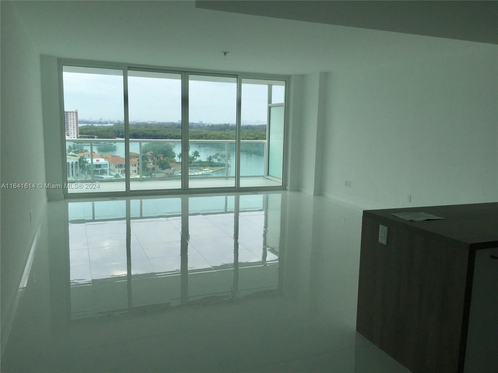 400 Sunny Isles Blvd # 1105