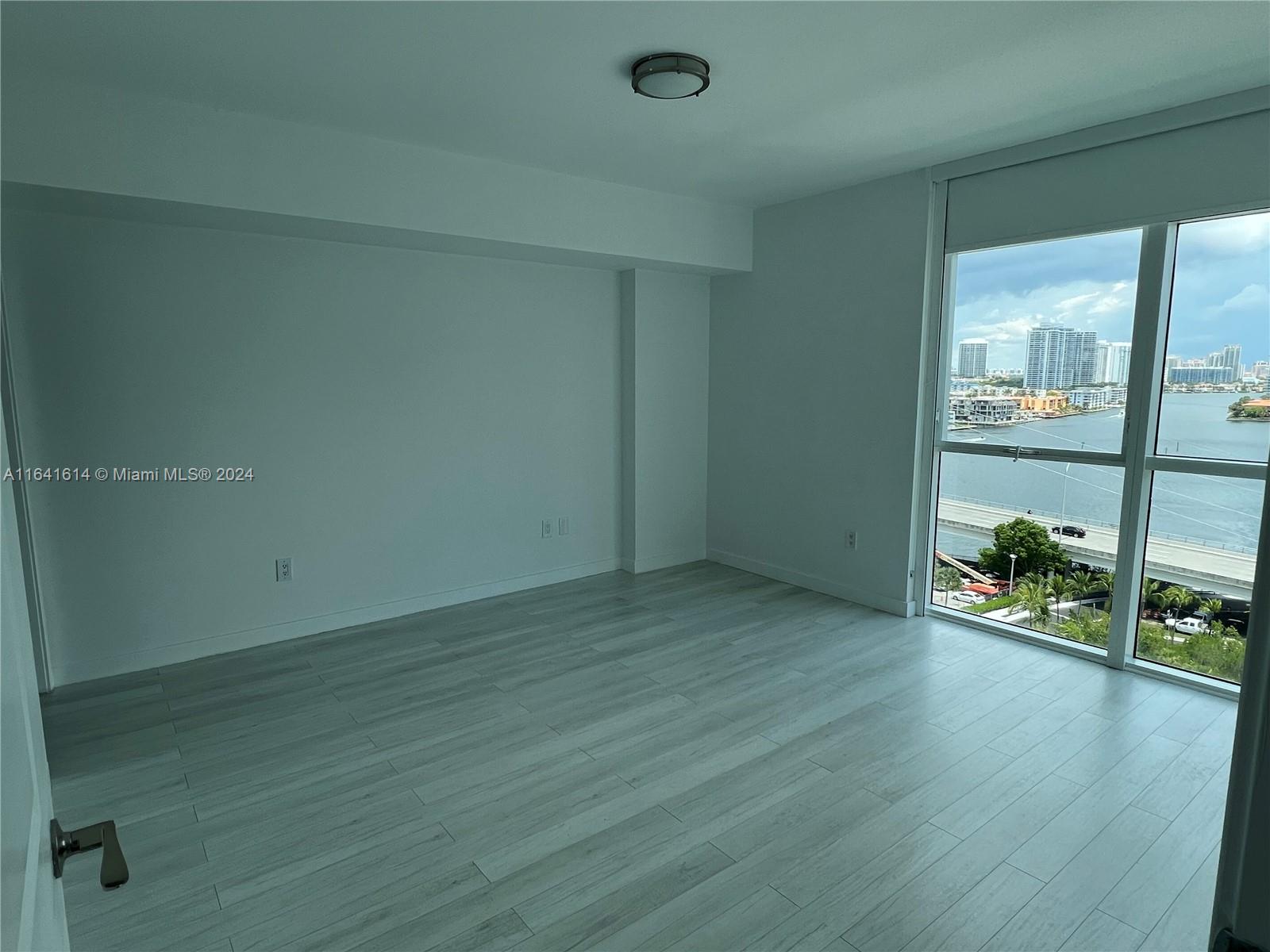 400 Sunny Isles Blvd # 1105