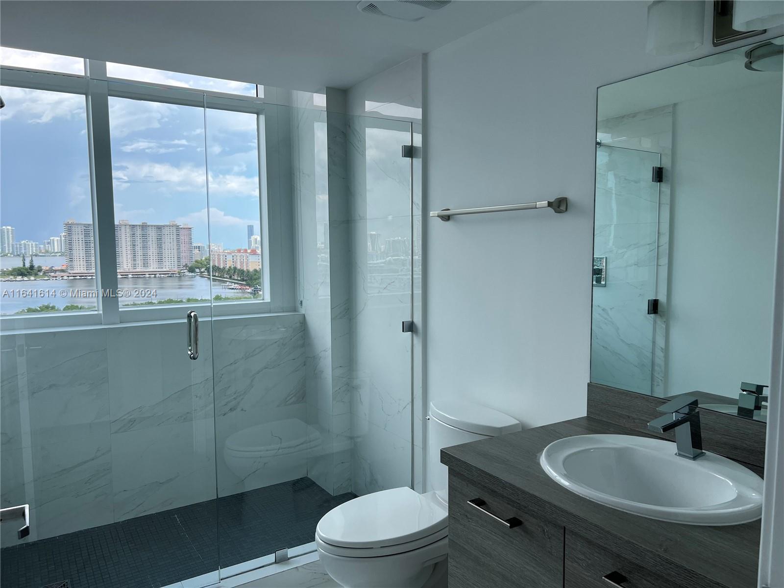 400 Sunny Isles Blvd # 1105