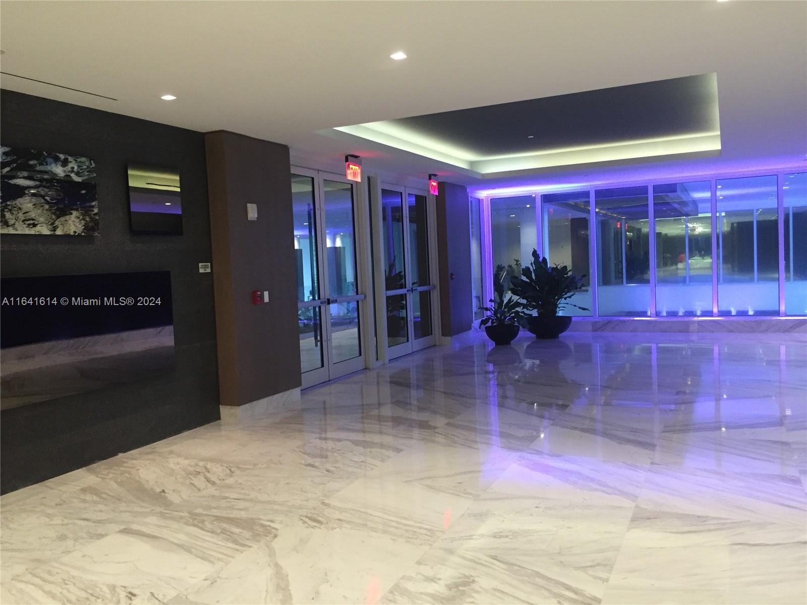 400 Sunny Isles Blvd # 1105