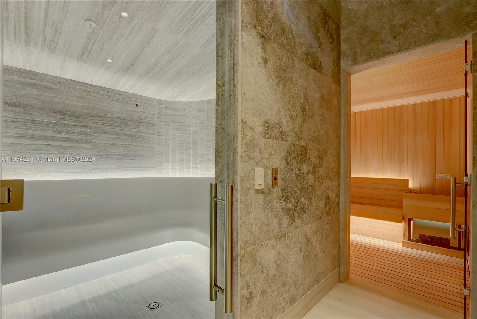 2655 S Bayshore Dr # 405